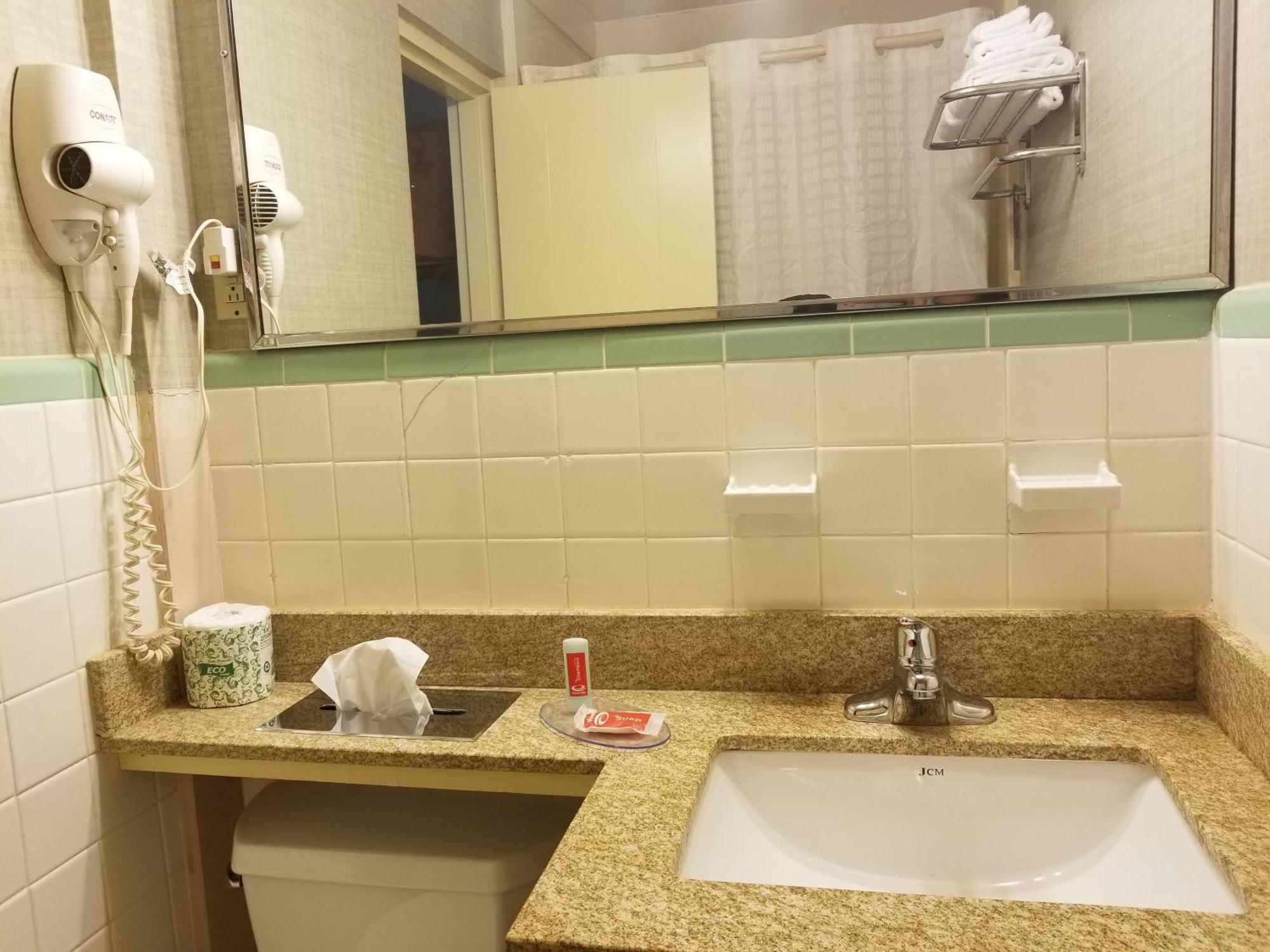 Falls Inn Newton Falls Bagian luar foto